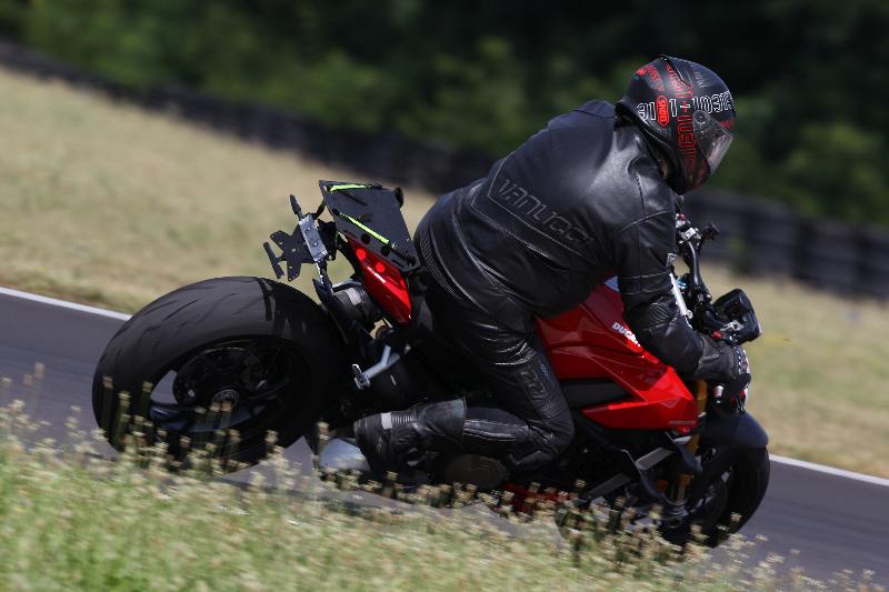 /Archiv-2020/14 13.07.2020 Plüss Moto Sport ADR/Hobbyracer/backside